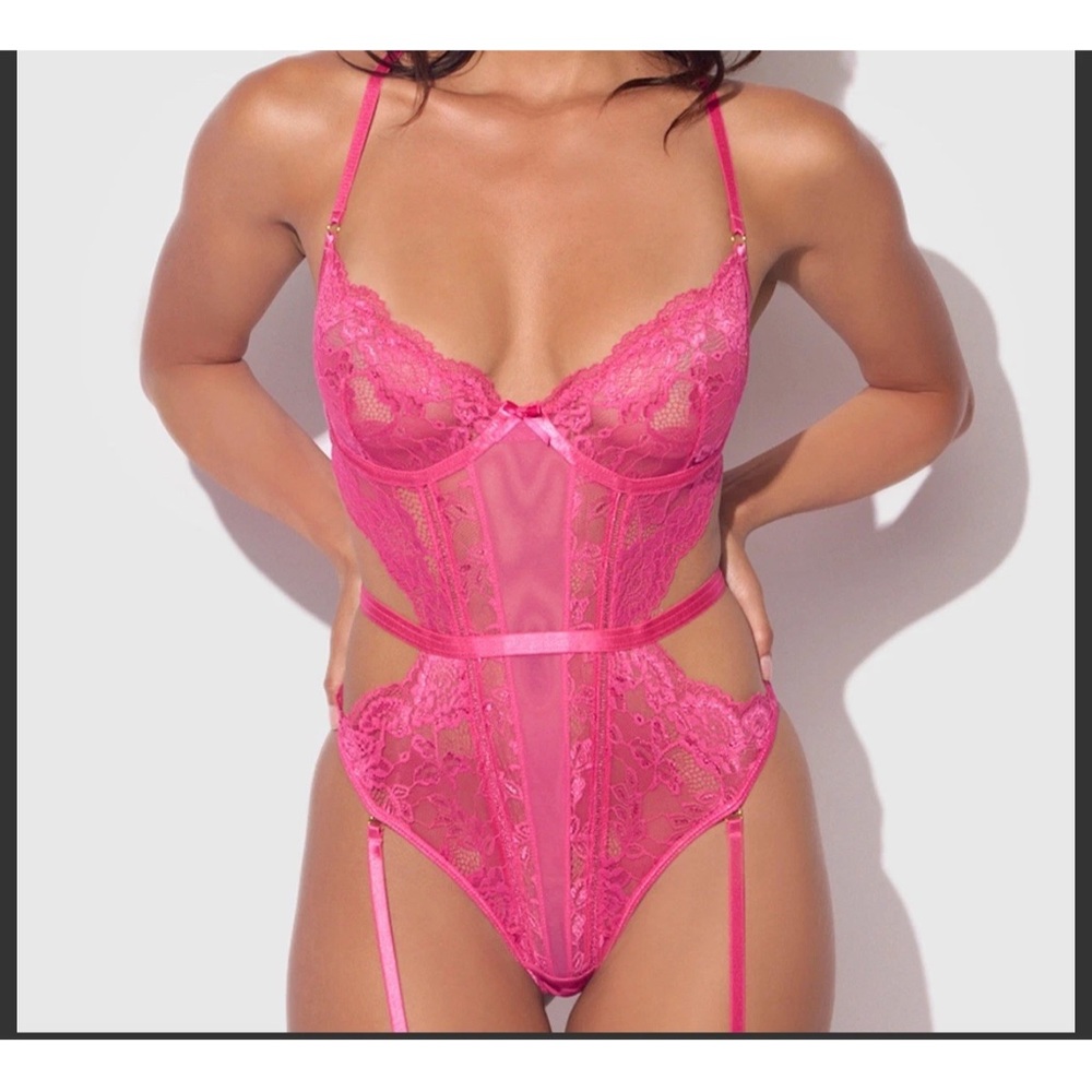 House Of Desire Women’s HARLOW LACE Mesh Underwire Teddy In FUCHSIA PURPLE BNWT